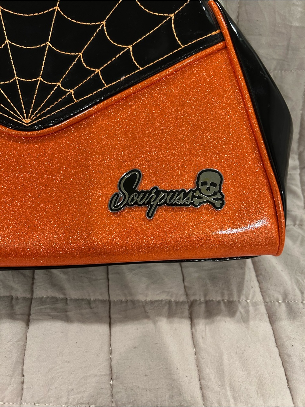 RARE Sourpuss Orange Glitter Spiderweb Handlelock kiss Bag - Picture 2 of 15